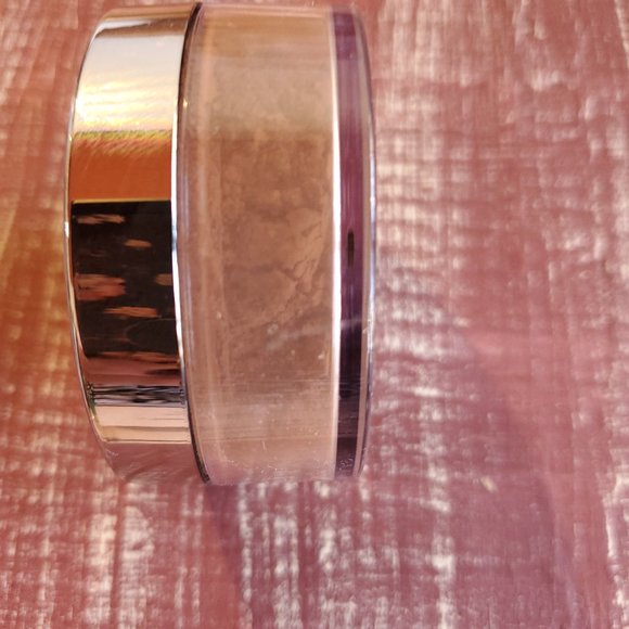 Bronze 5 Mary Kay Mineral Powder Foundation - Recently Discontinued - Picture 3 of 11